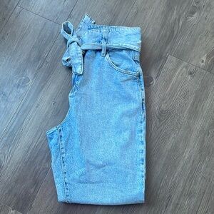 Dynamite Gigi jeans size 29
